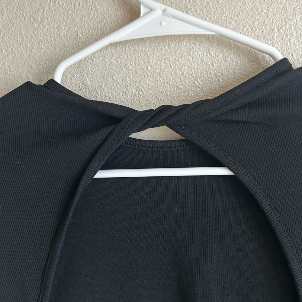 Black Ribbed Twist-Back Top